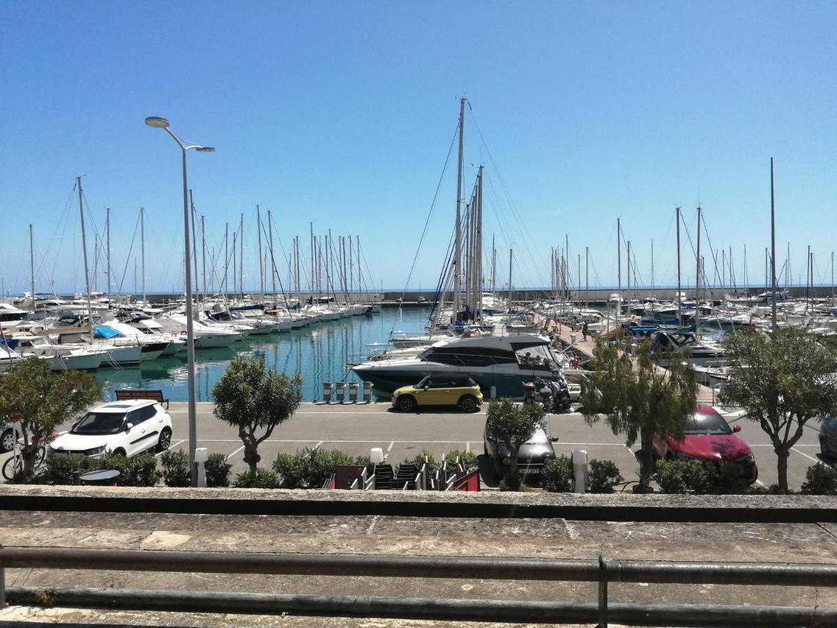 Joli Studio Bord De Mer, Clim, Balcon, Parking Prive Menton Exterior foto